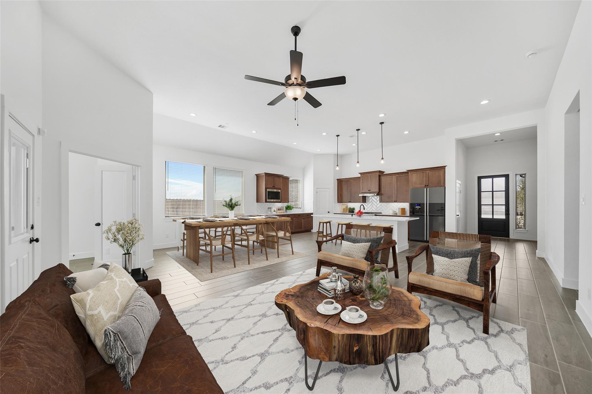 2904 Lago Costa Drive