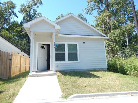 Photo of 230 Northlawn, Montgomery, TX 77316 (MLS # 95646388)