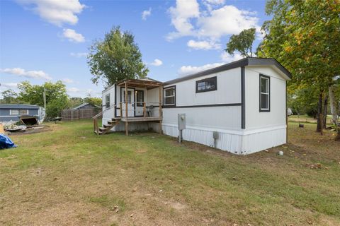 Photo of 208 Yaupon Harbor, Onalaska, TX 77360 (MLS # 43757481)