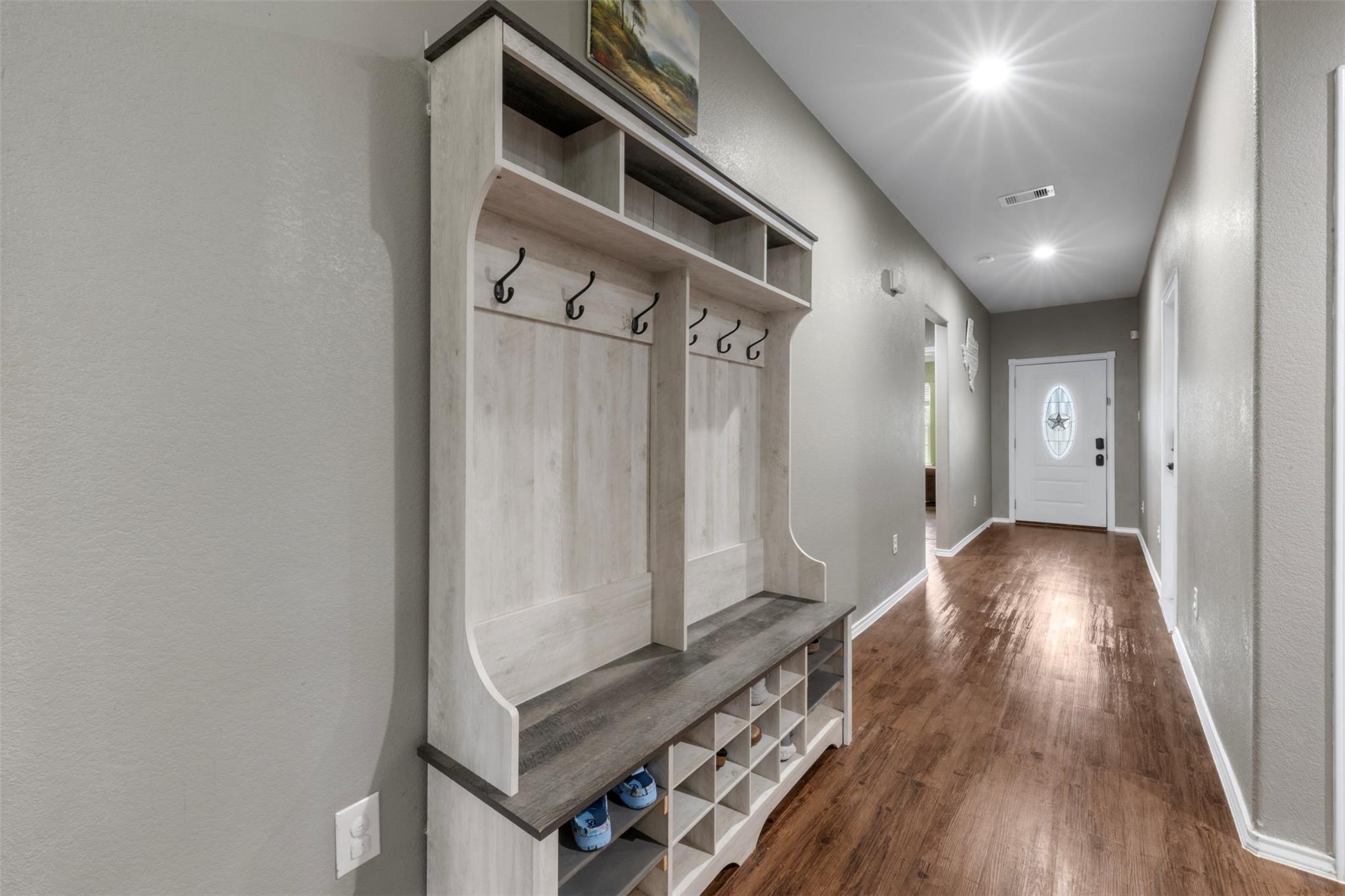 5642 Mesquite Oaks Trail