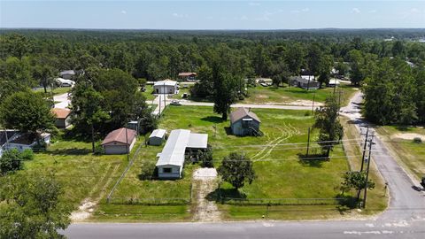 Photo of 137 White Oak, Onalaska, TX 77360 (MLS # 31056522)