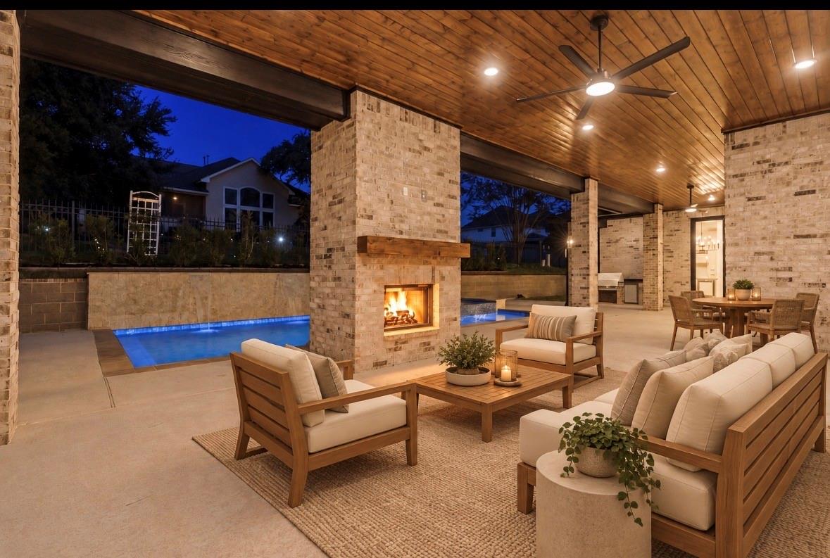 14 Brookwood