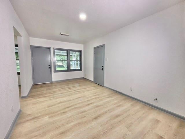 2419 Meadow Lane