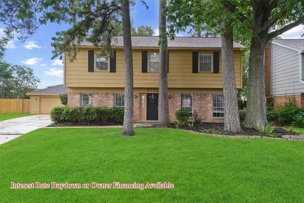 Photo of 5726 Green Timbers Drive, Humble, TX 77346 (MLS # 31315504)