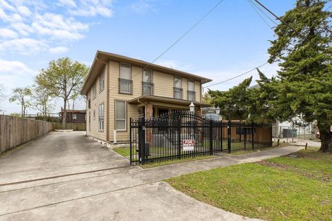 Photo of 4306 Wilmer Street #2, Houston, TX 77003 (MLS # 31852545) Photo of 4306 Wilmer Street #2, Houston, TX 77003 (MLS # 31852545)