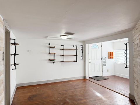 Photo of 2405 Sunset Boulevard, Houston, TX 77005 (MLS # 41728543)