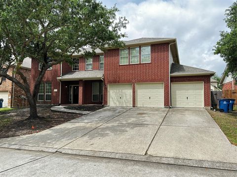 Photo of 18515 Skippers Helm, Humble, TX 77346 (MLS # 74618590)