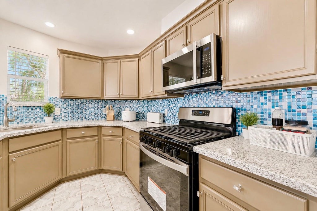 Photo of 9139 Magnolia View, Houston, TX 77099 (MLS # 70754620)