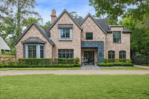 Photo of 11921 Knippwood Lane, Houston, TX 77024 (MLS # 22790124)