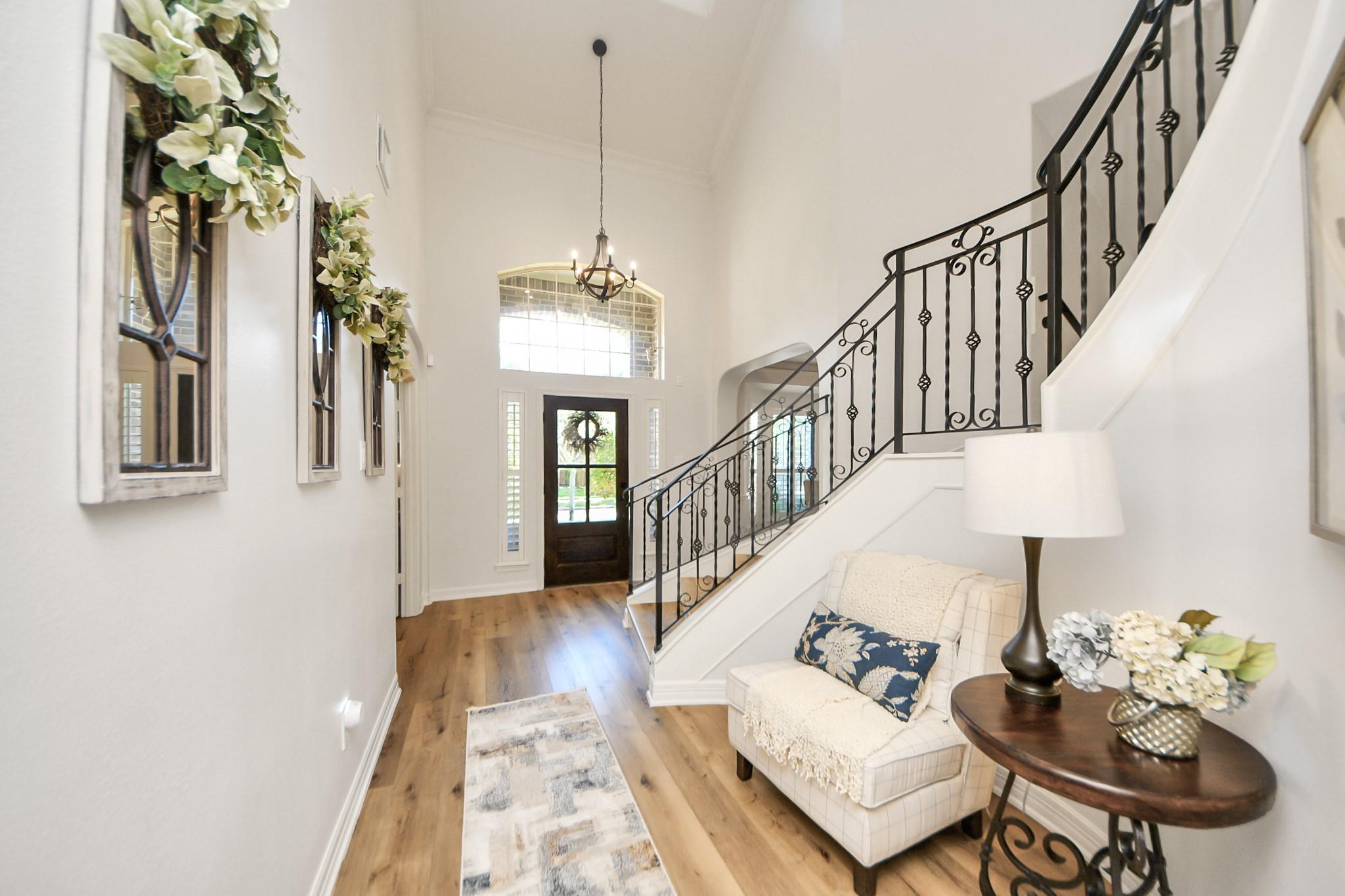 9102 Stonebridge Court