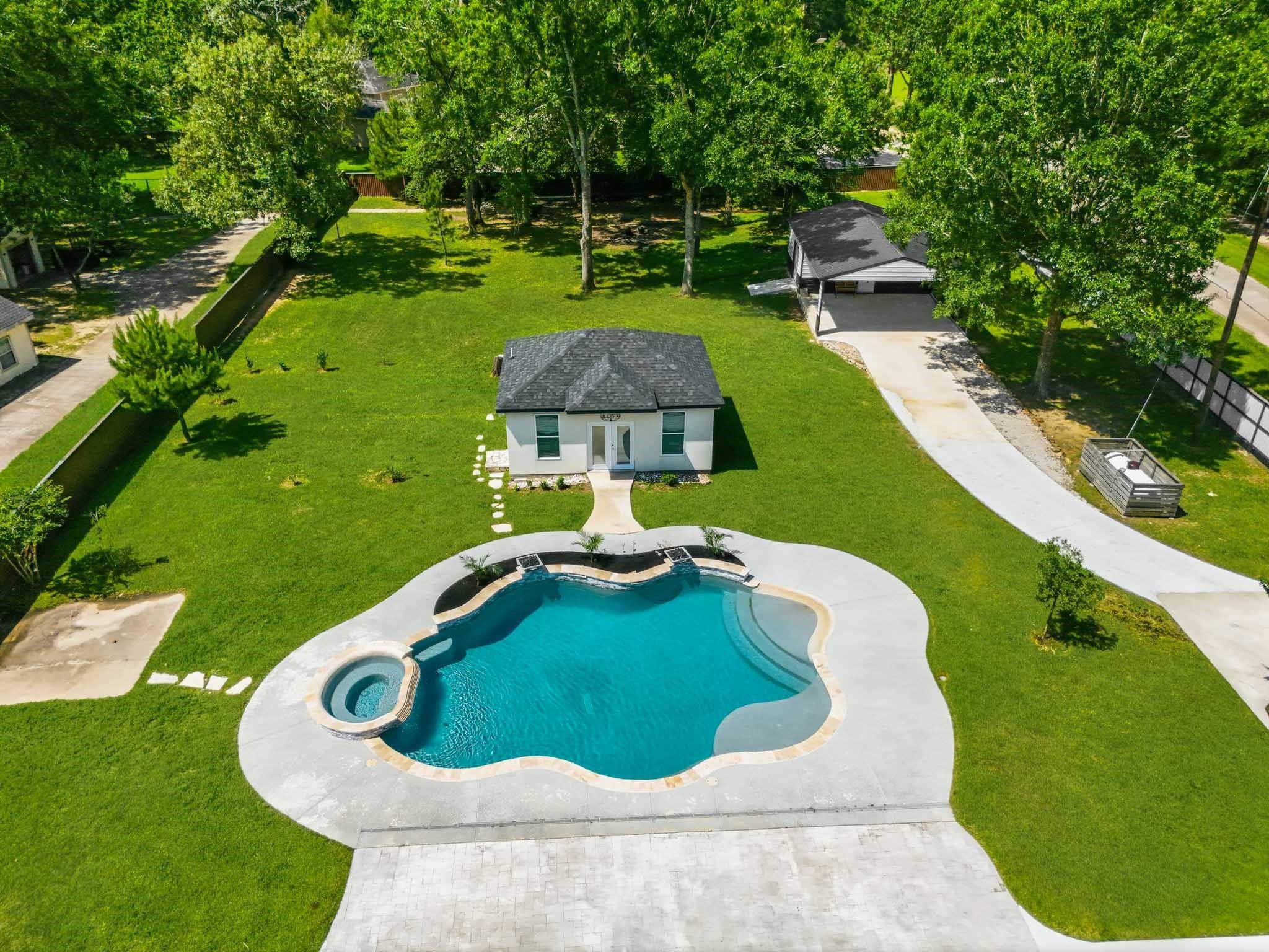 19338 Riverwalk Drive