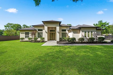 Photo of 19338 Riverwalk Drive, Porter, TX 77365 (MLS # 79440094)