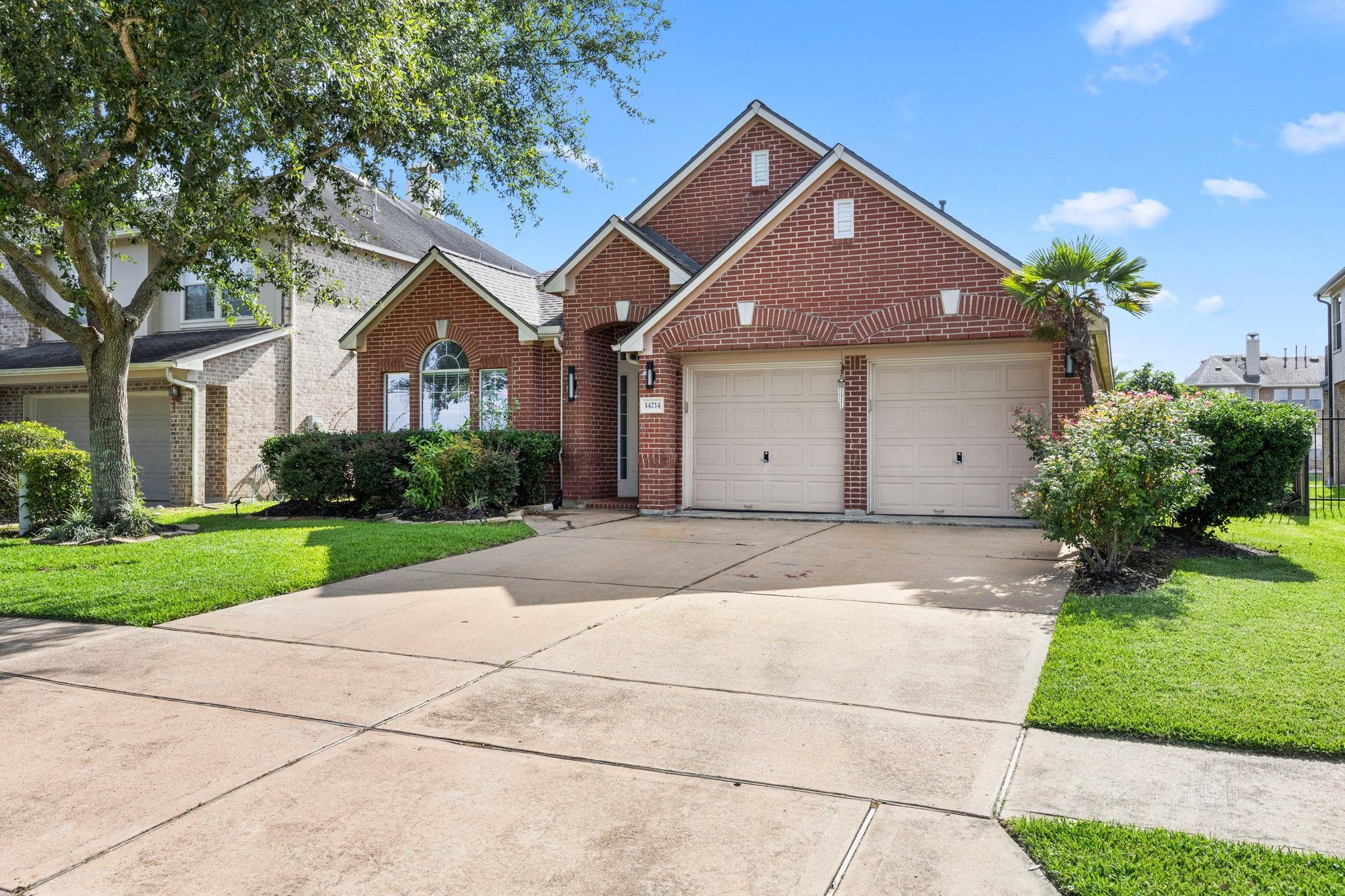 14214 Ayers Rock Road