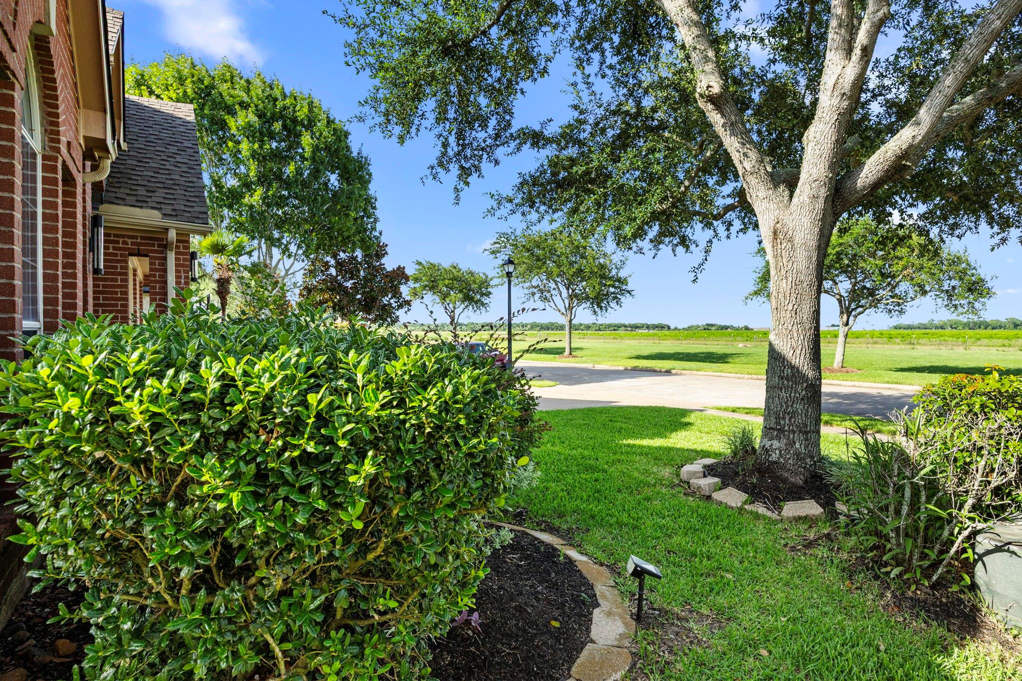 14214 Ayers Rock Road