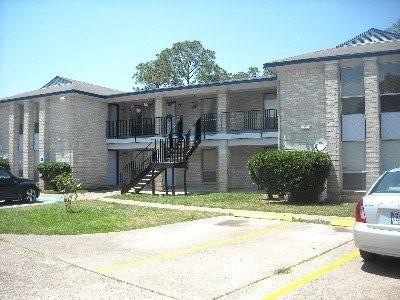225 S 13th St