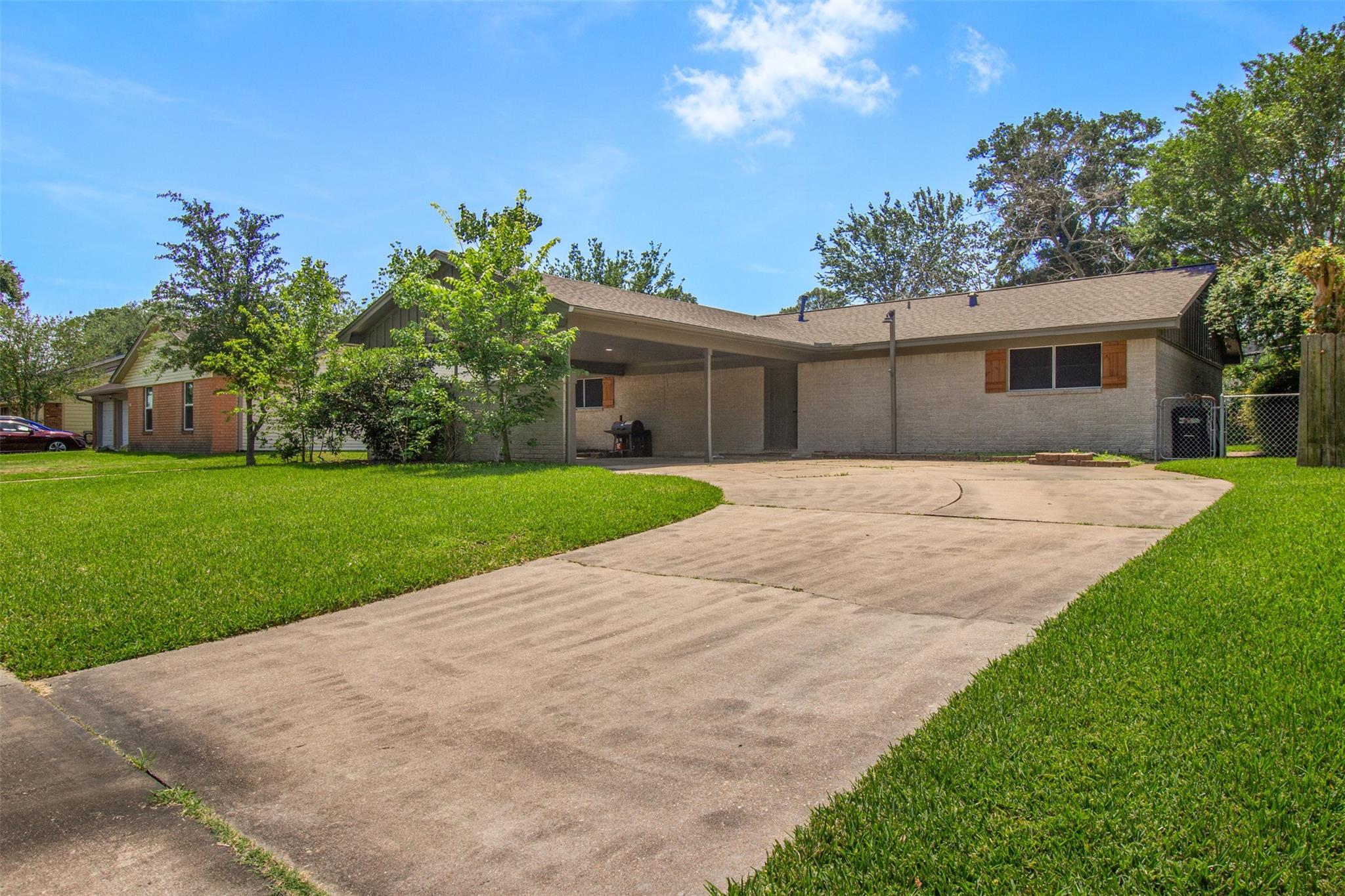 10406 Winding Trail Road