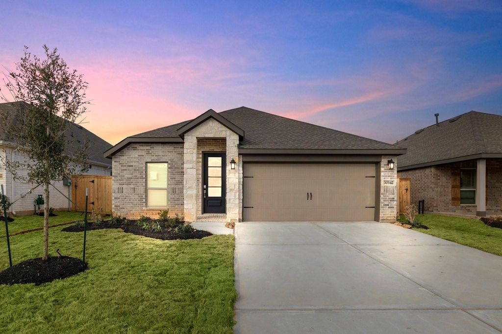 Photo of 30342 Centipede Grove Lane, Fulshear, TX 77423 (MLS # 3205290)