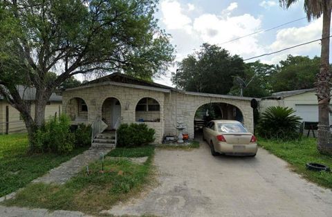 Photo of 2009 Joslin Street, Alice, TX 78332 (MLS # 4508063)