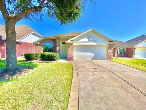 Photo of 10410 Chamomile Green Court, Houston, TX 77070 (MLS # 26071358)