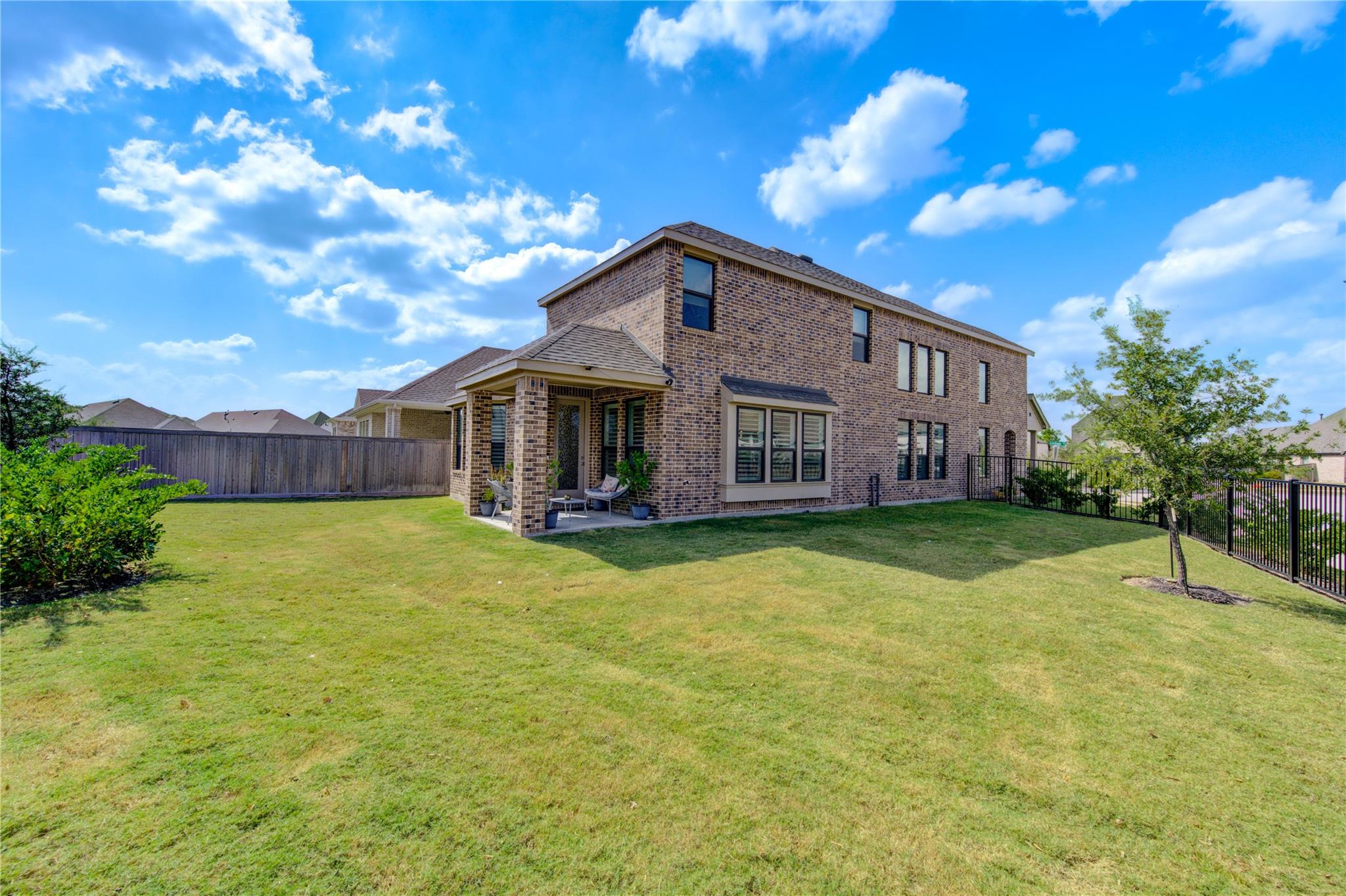 15222 Cortines Ct Court