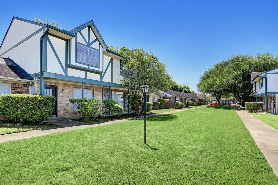1233 Lyric Lane 128
