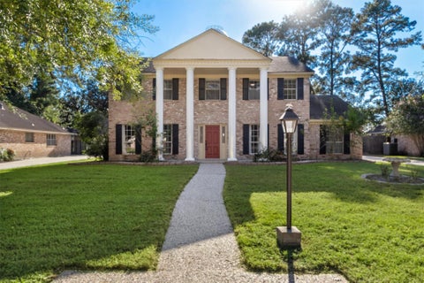Photo of 13611 Charwell Crossing Lane, Houston, TX 77069 (MLS # 84639324)