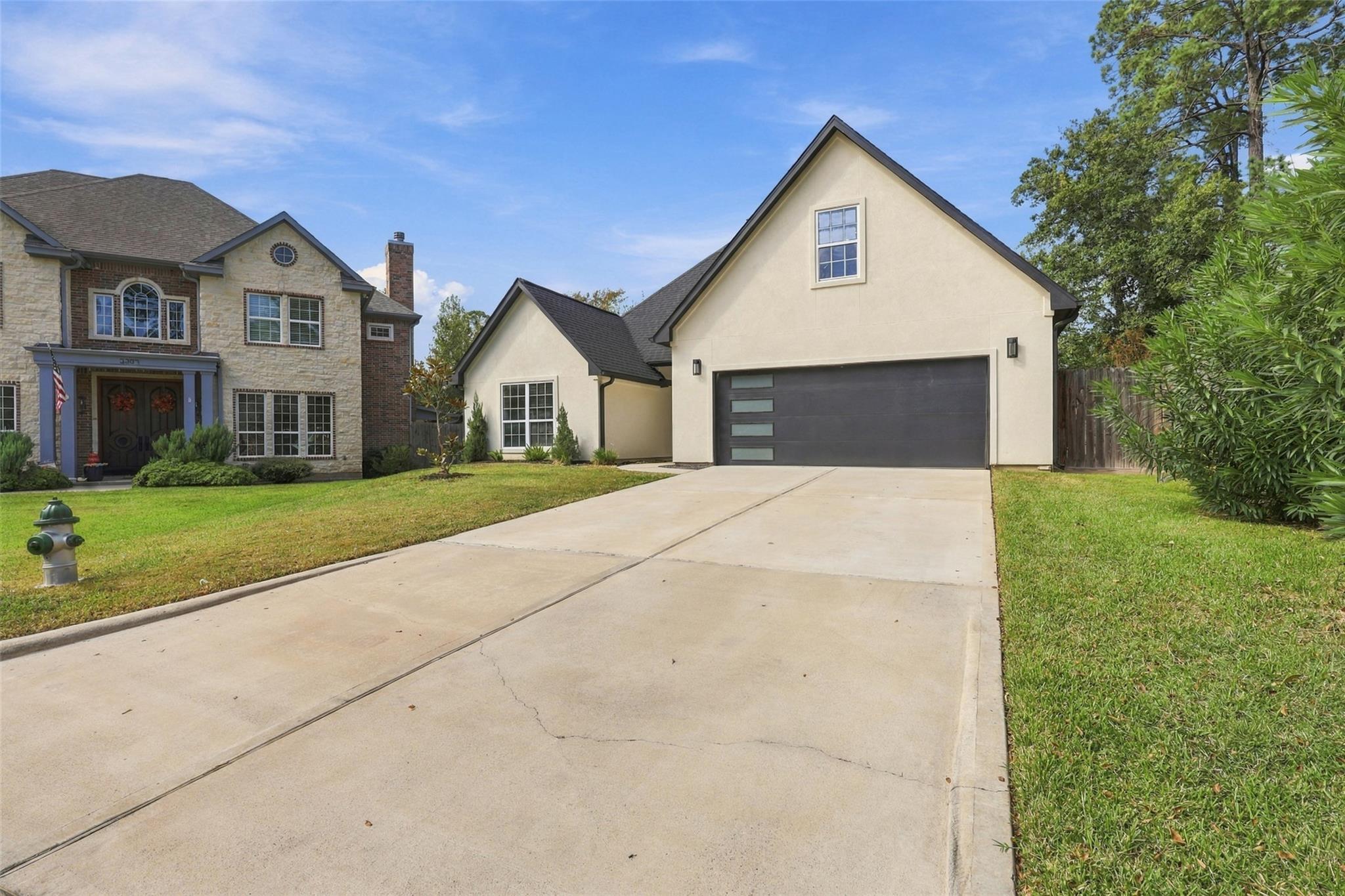 3311 Rollingwood