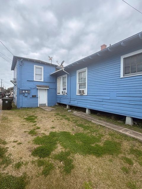 Photo of 2205 33rd Street #Rear, Galveston, TX 77550 (MLS # 49377877)