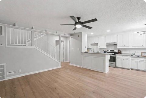 Photo of 3502 Burlington Street #3, Houston, TX 77006 (MLS # 45212039)