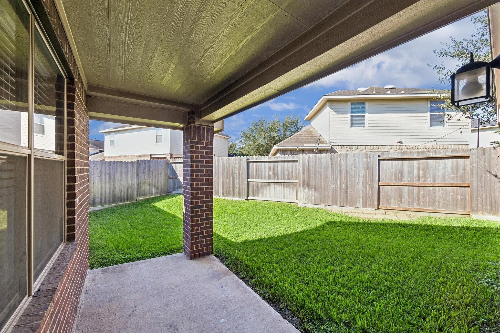 18127 Hillock Glen Lane