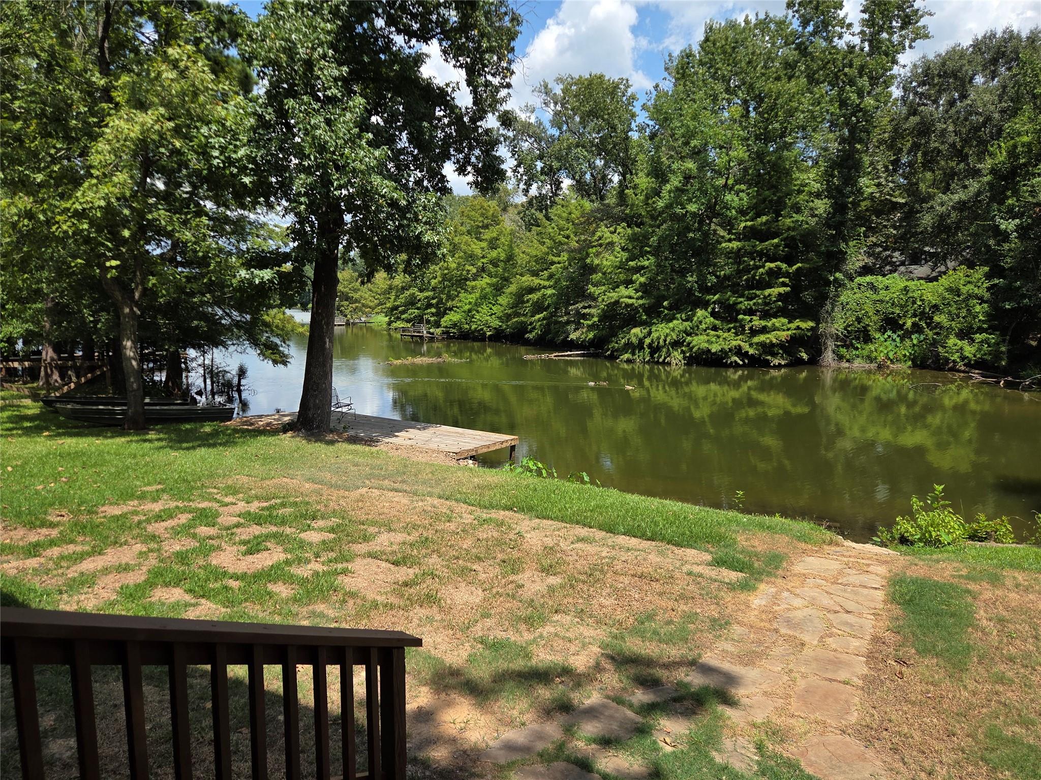 15318 Arrowhead Loop W