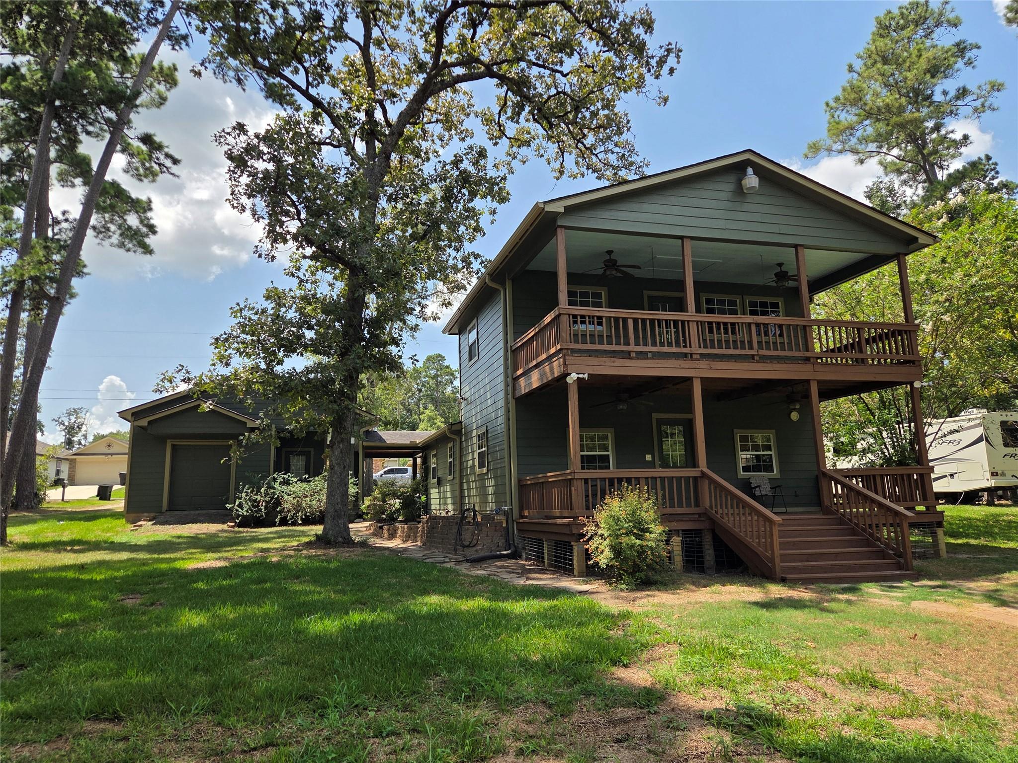 15318 Arrowhead Loop W