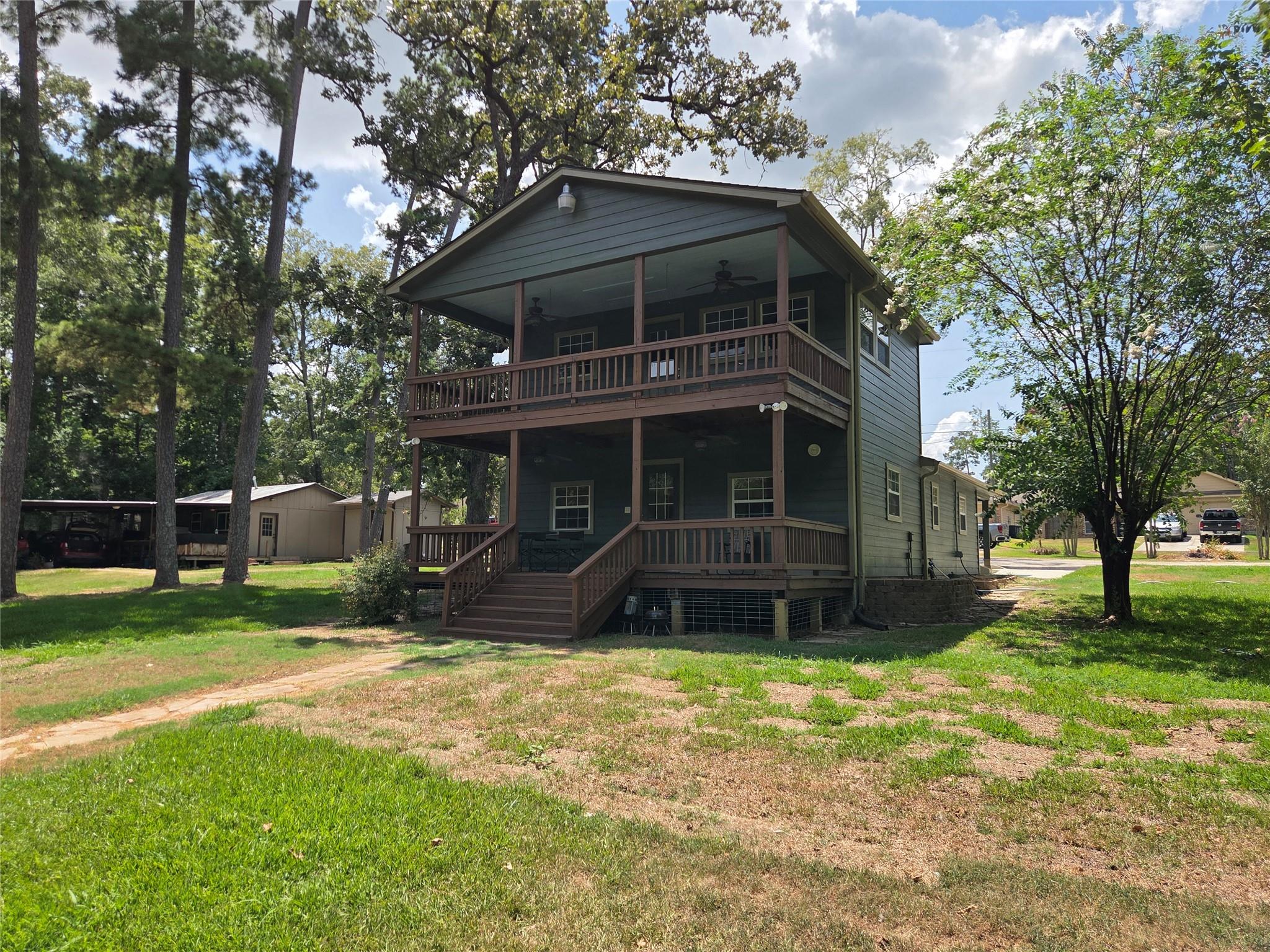 15318 Arrowhead Loop W
