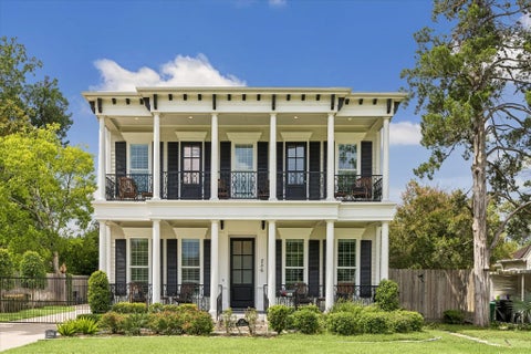 Photo of 236 W 32nd Street, Houston, TX 77018 (MLS # 66873261)