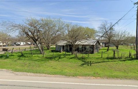 Photo of 201 Fm 3136, Alvarado, TX 76009 (MLS # 19230412)