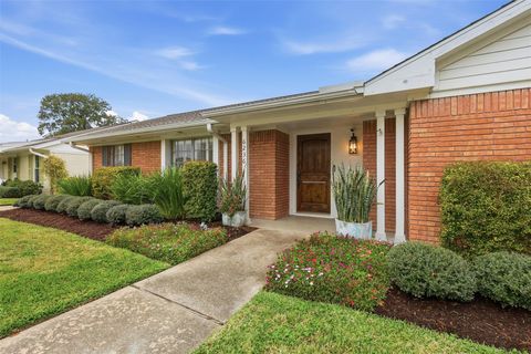 6236 Locke Lane Houston TX 77057