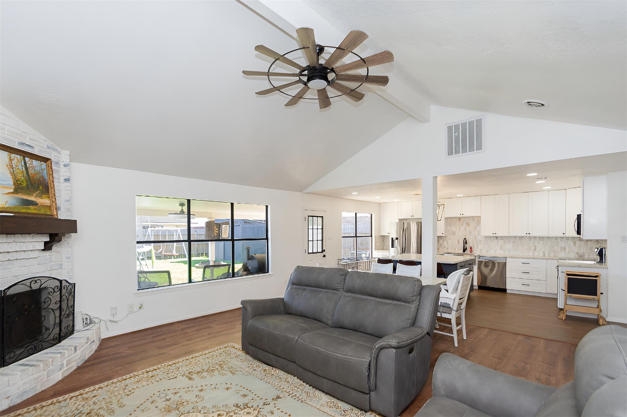 10122 Rustic Gate Road