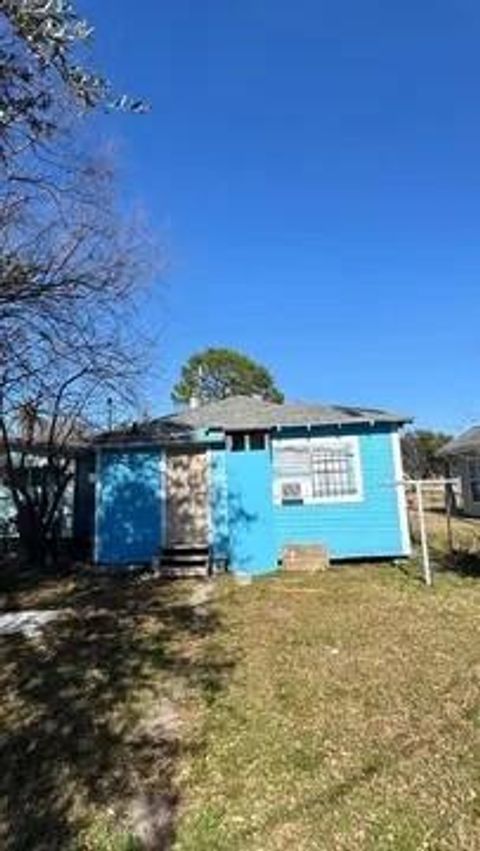 809 Booker Washington Avenue Port Arthur TX 77640