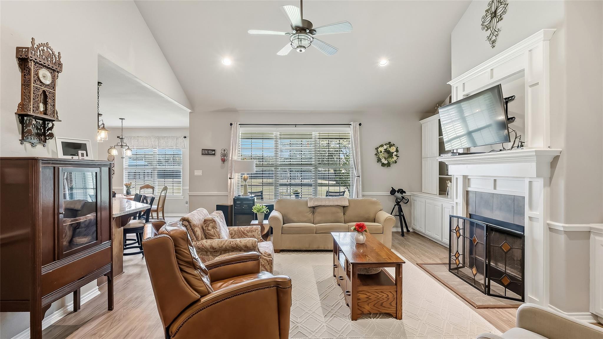 4303 Green Pastures