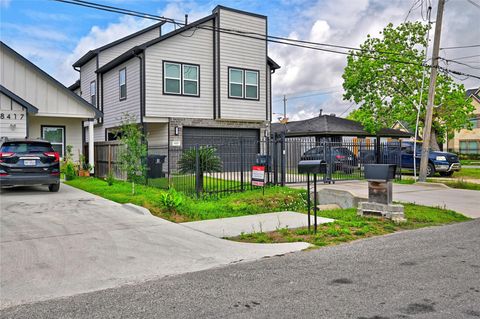 Photo of 8419 Observatory Street, Houston, TX 77088 (MLS # 79875255)