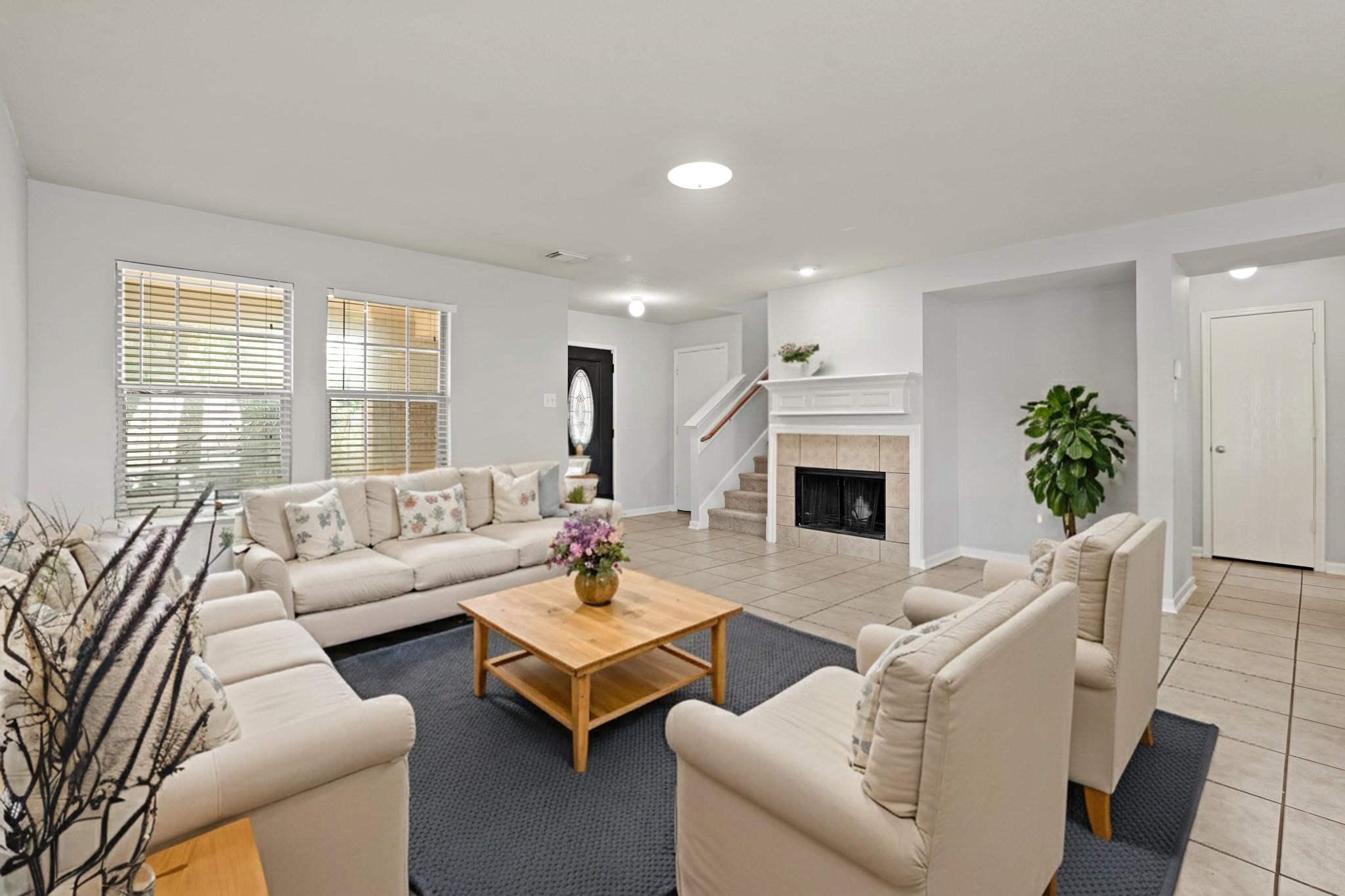 2210 Bristol Bend Lane