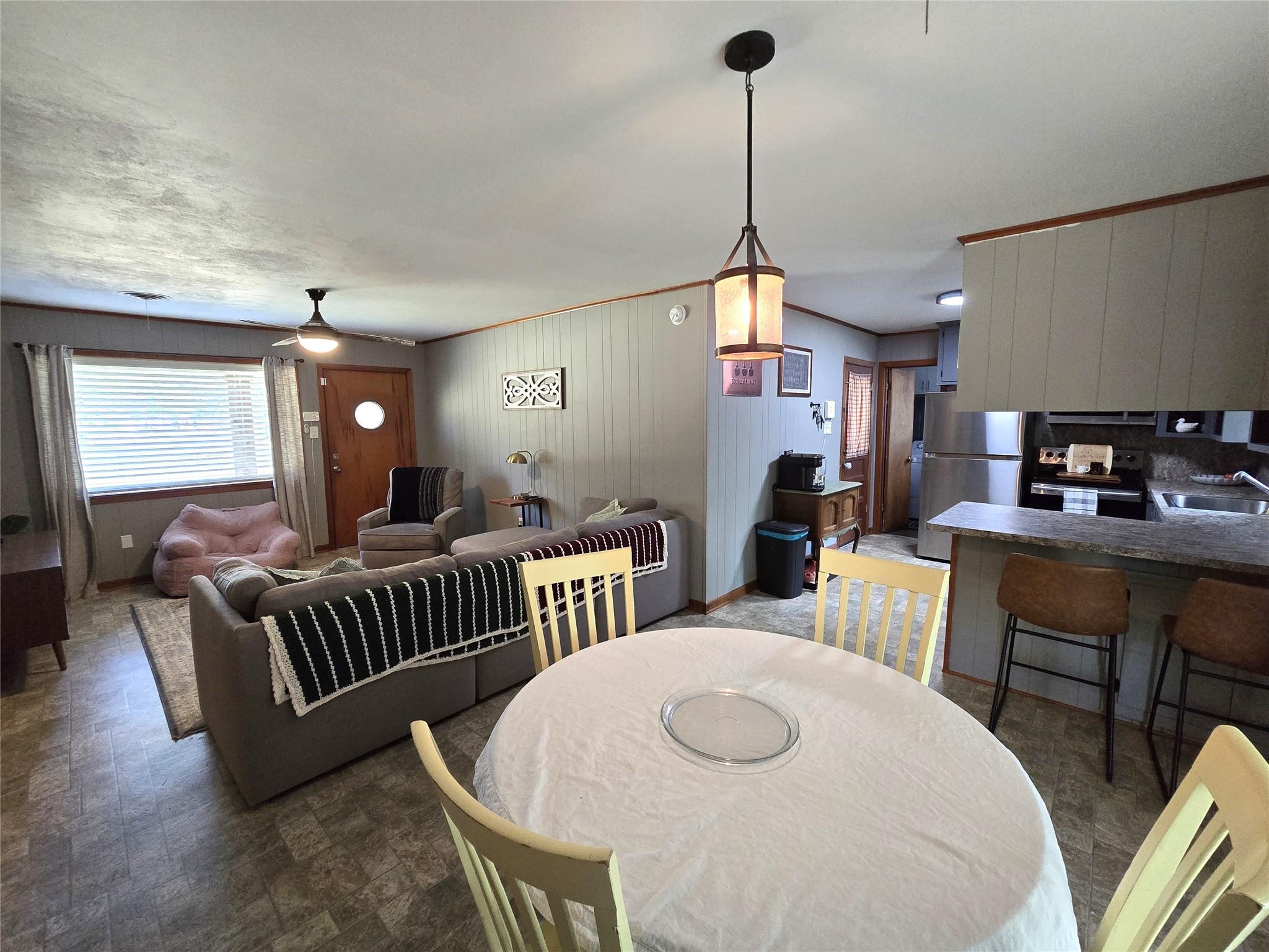 2295 Harley Golden Road