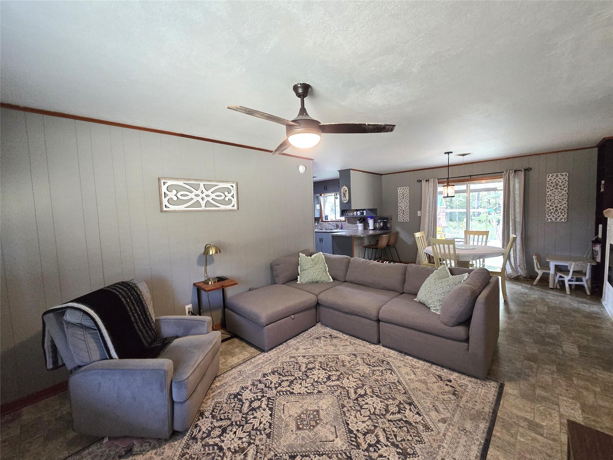 2295 Harley Golden Road