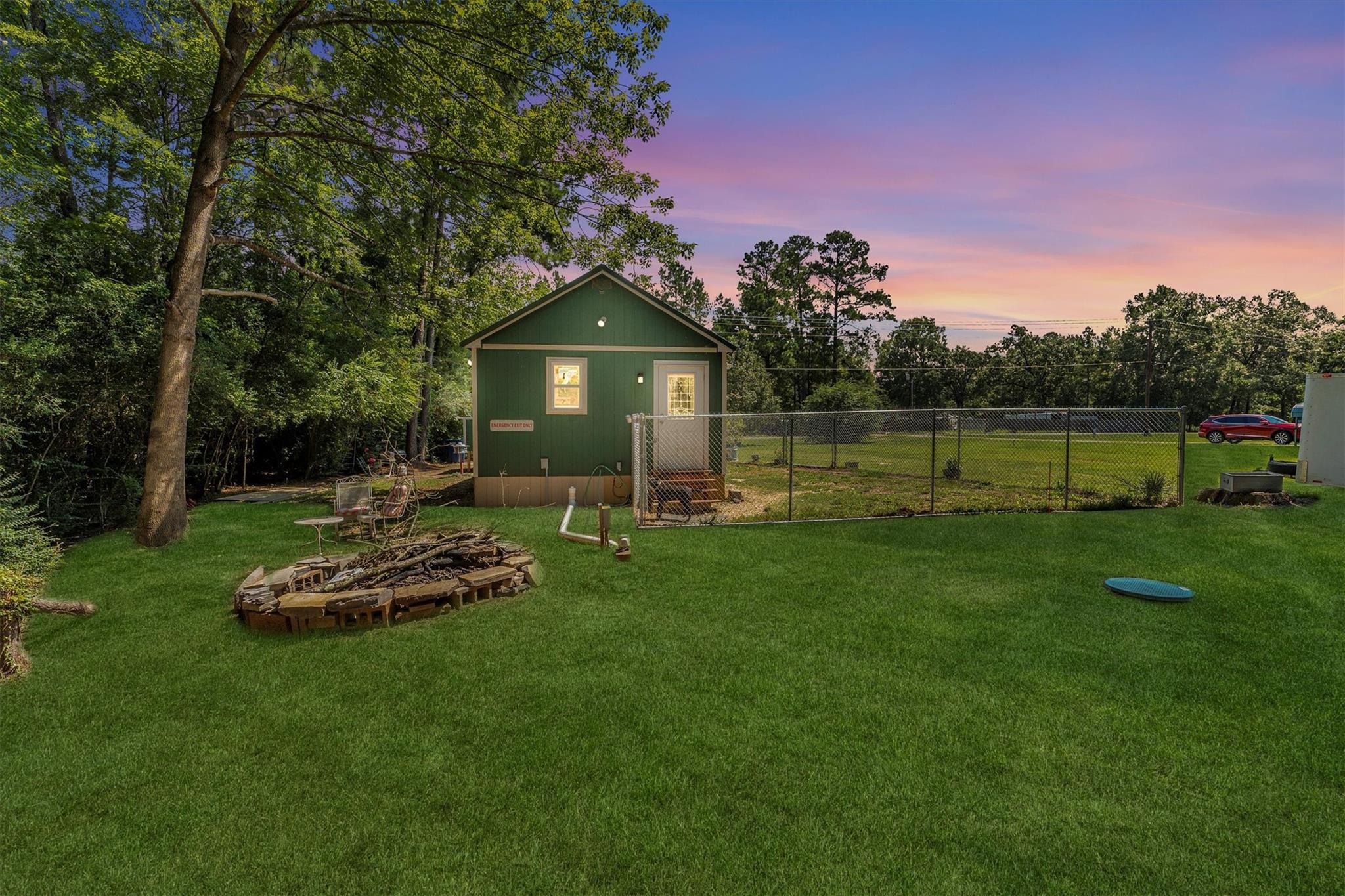 2075 Mangum Road