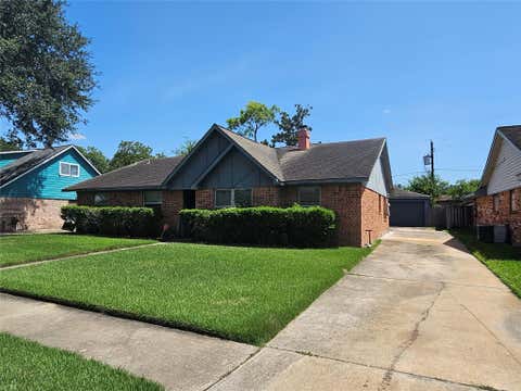 Photo of 1113 E Amherst Lane, Deer Park, TX 77536 (MLS # 56724794)