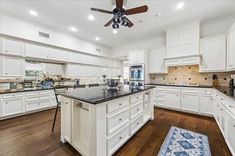 Photo of 13503 Myrtlea Drive, Houston, TX 77079 (MLS # 15193065)