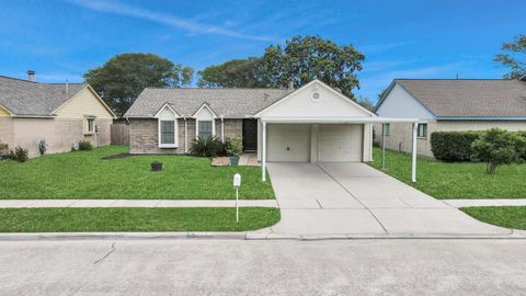 1113 Maple Creek Drive La Porte TX 77571