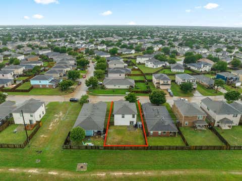 Photo of 8102 Yaupon View Drive, Cypress, TX 77433 (MLS # 37540131)