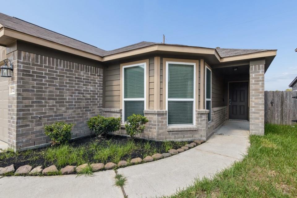 7211 Foxwood Mist Trail