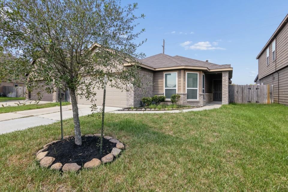 7211 Foxwood Mist Trail